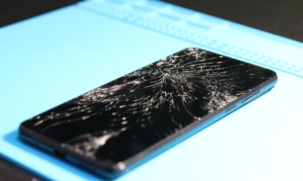 how to fix a broken screen protector